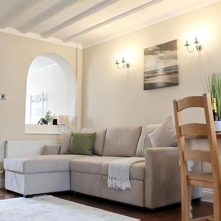 Cosy Cottage In Mersea - Walking Distance To Beach And Town 웨스트 머씨 외부 사진