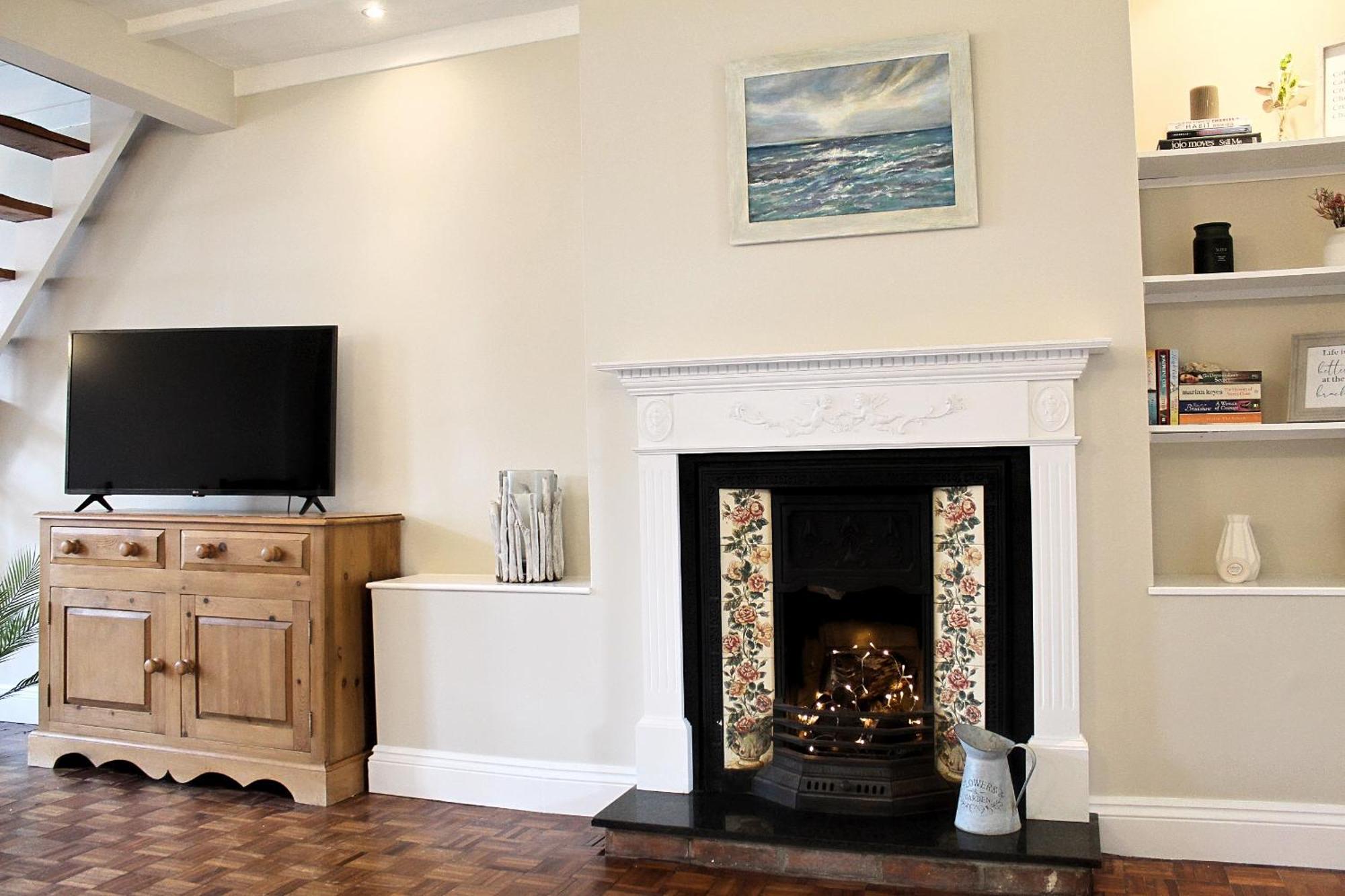 Cosy Cottage In Mersea - Walking Distance To Beach And Town 웨스트 머씨 외부 사진
