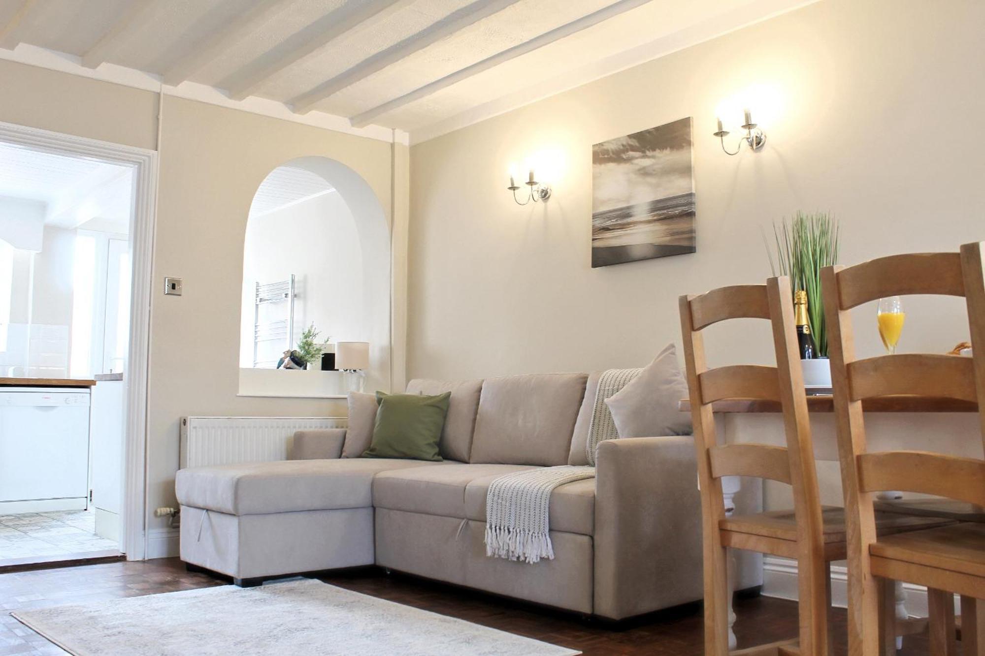 Cosy Cottage In Mersea - Walking Distance To Beach And Town 웨스트 머씨 외부 사진